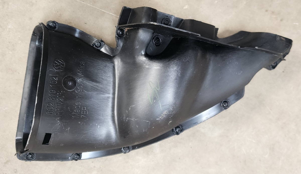 POLO VIVO MK2 RIGHT FOOTWELL SUPPORT