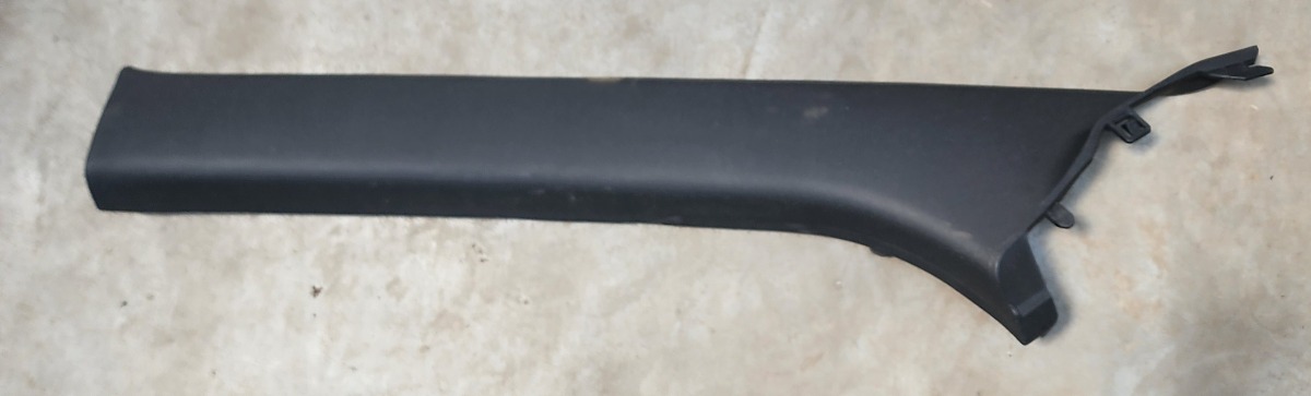 IGNIS LEFT A-PILLAR TRIM