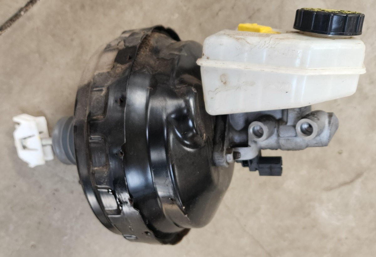 POLO VIVO MK2 BRAKE BOOSTER & MASTER CYLINDER