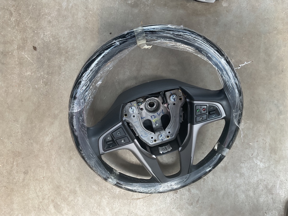 I20 STEERING WEEL