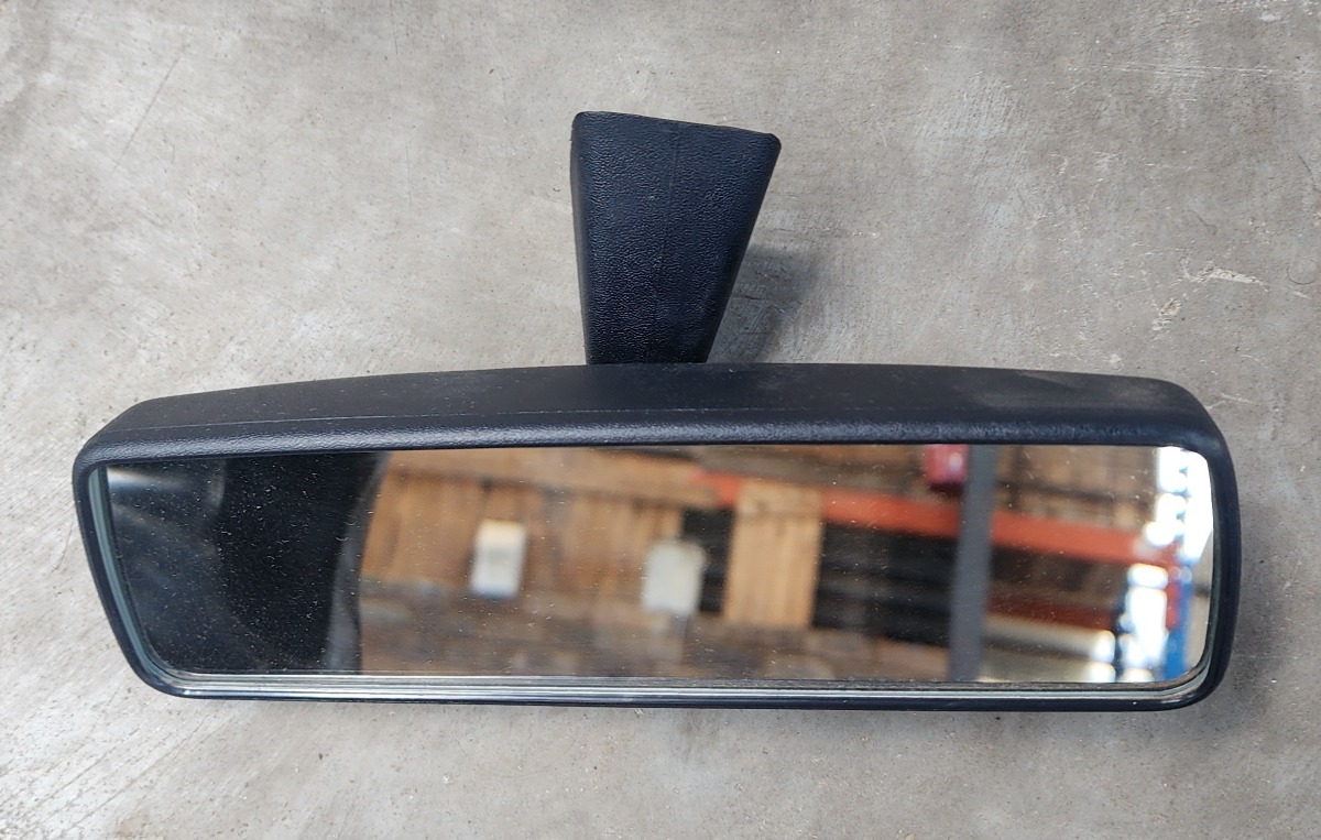 POLO VIVO MK2 INTERRIOR MIRROR
