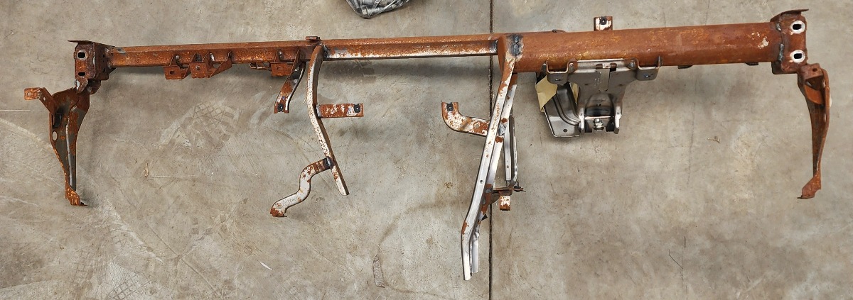 POLO VIVO MK2 DASH FRAME