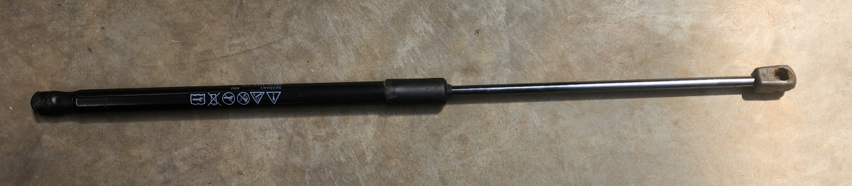 POLO 6/7/NEW VIVO TAILGATE SHOCK