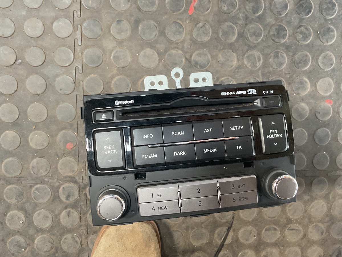 I20 RADIO
