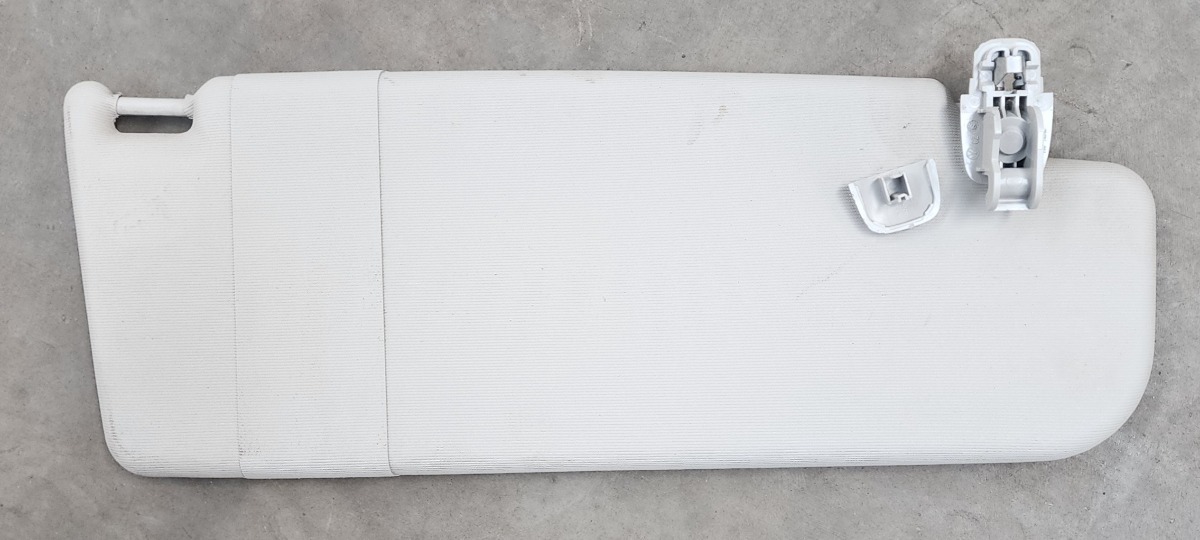 POLO VIVO MK2 RIGHT SUNVISOR