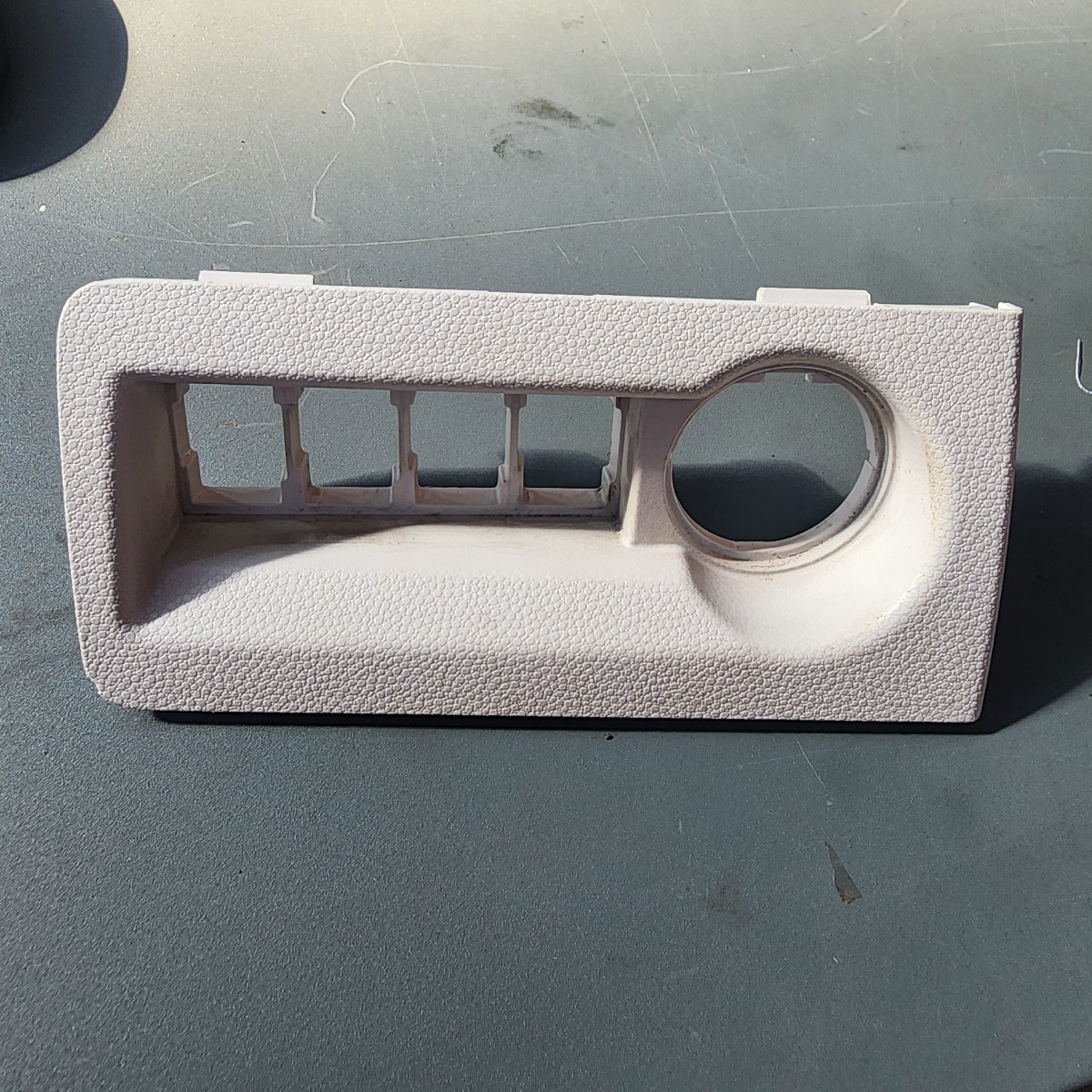 IGNIS DASH TRIM