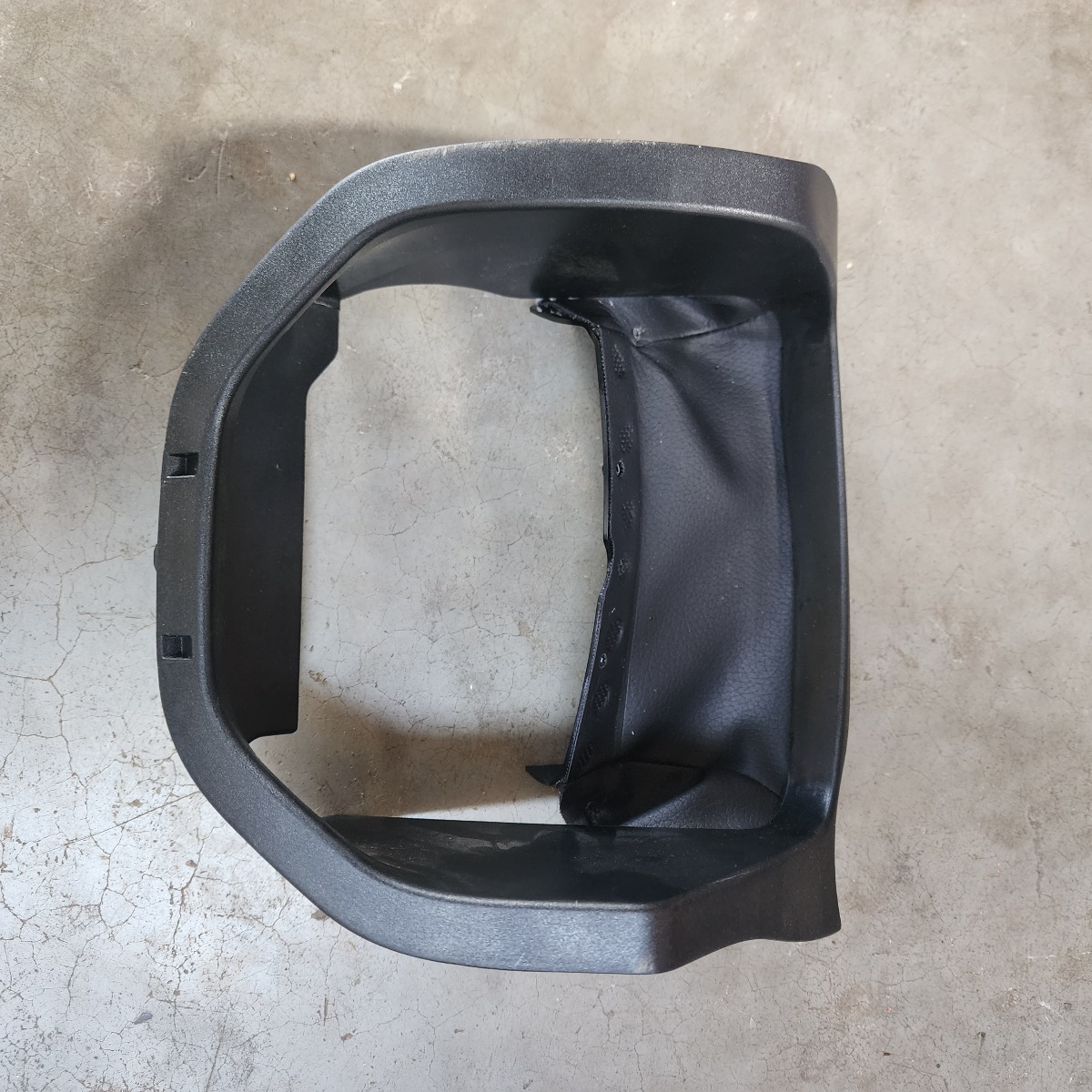 W205 STEERING COVER