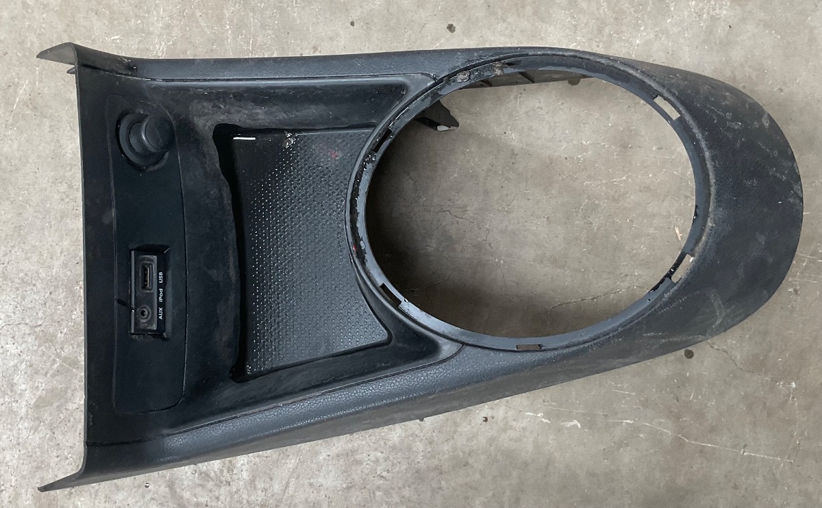 I20 UPPER CONSOLE SWITCH