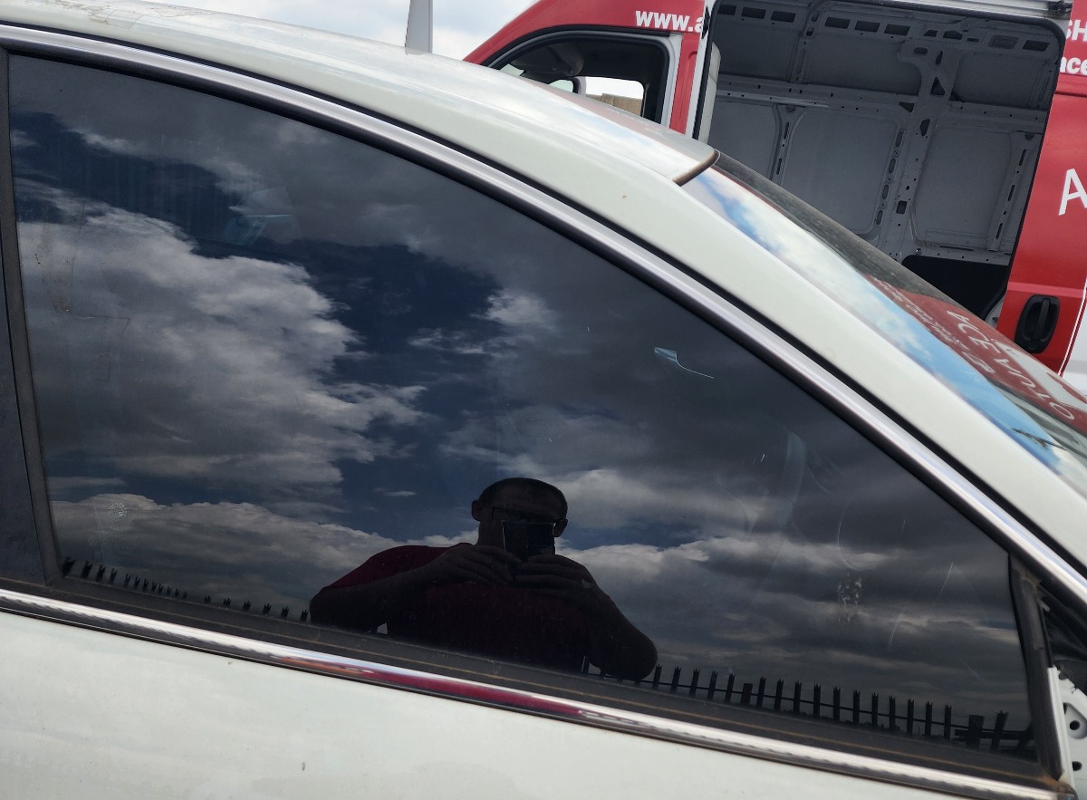 GIULIETTA RIGHT FRONT DOOR GLASS
