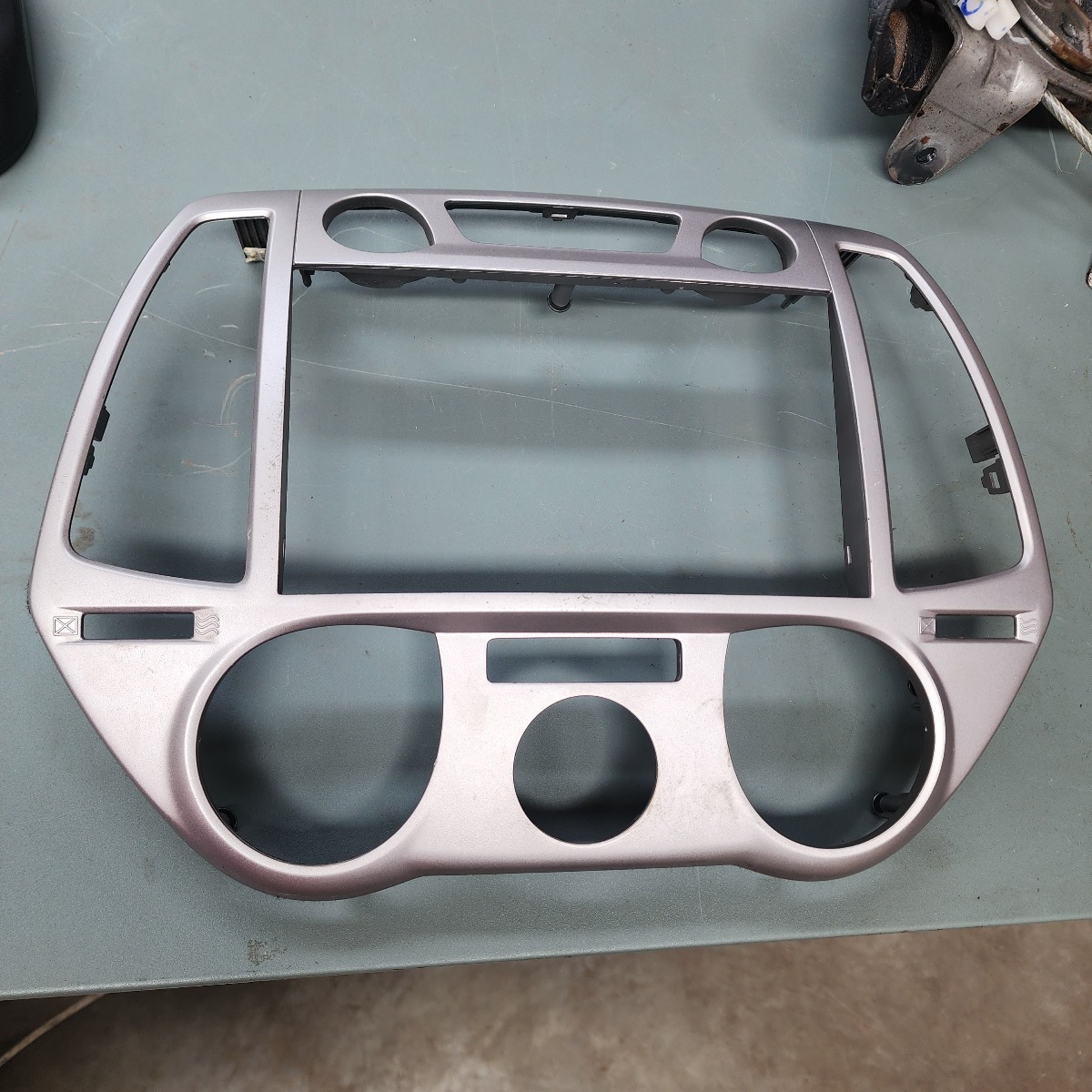 I20 CENTRE DASH FACIA