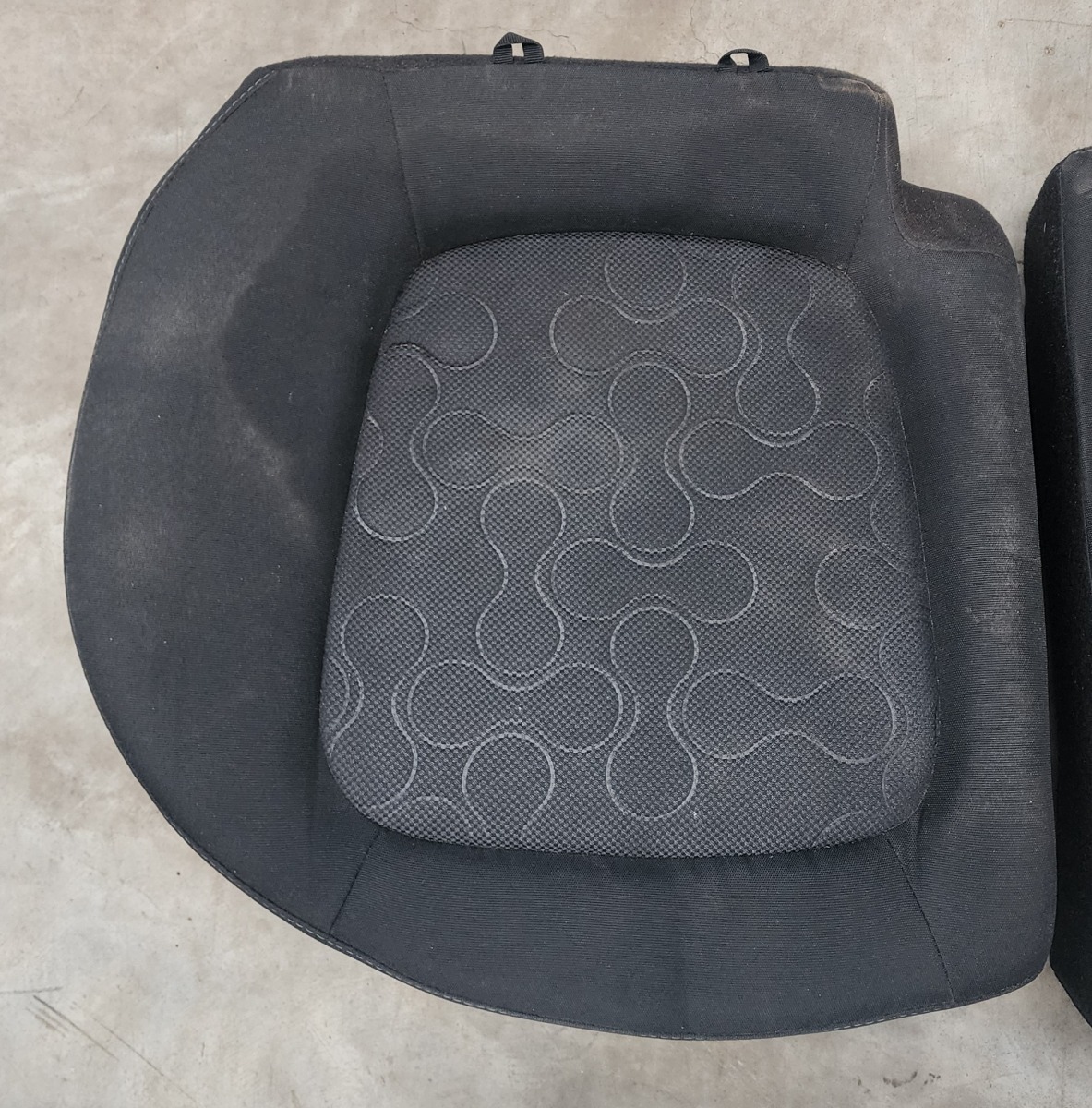 I20 RIGHT REAR SEAT BENCH