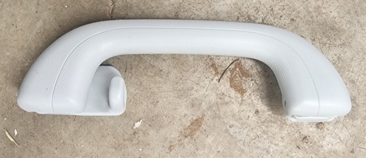 I20 GRAB HANDLE