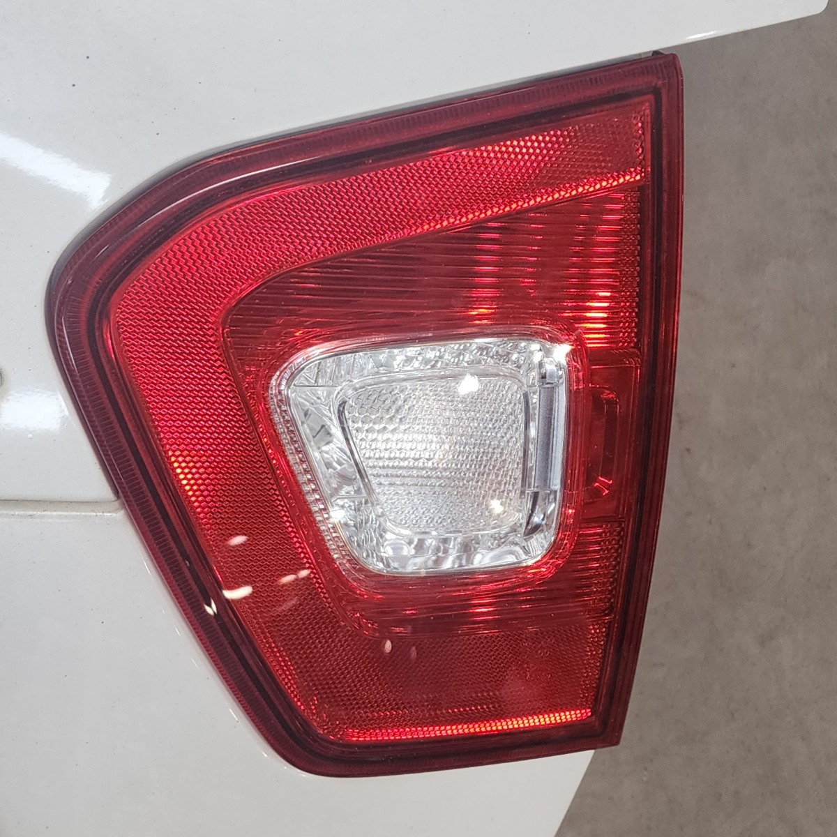 IGNIS RIGHT INNER TAILLIGHT