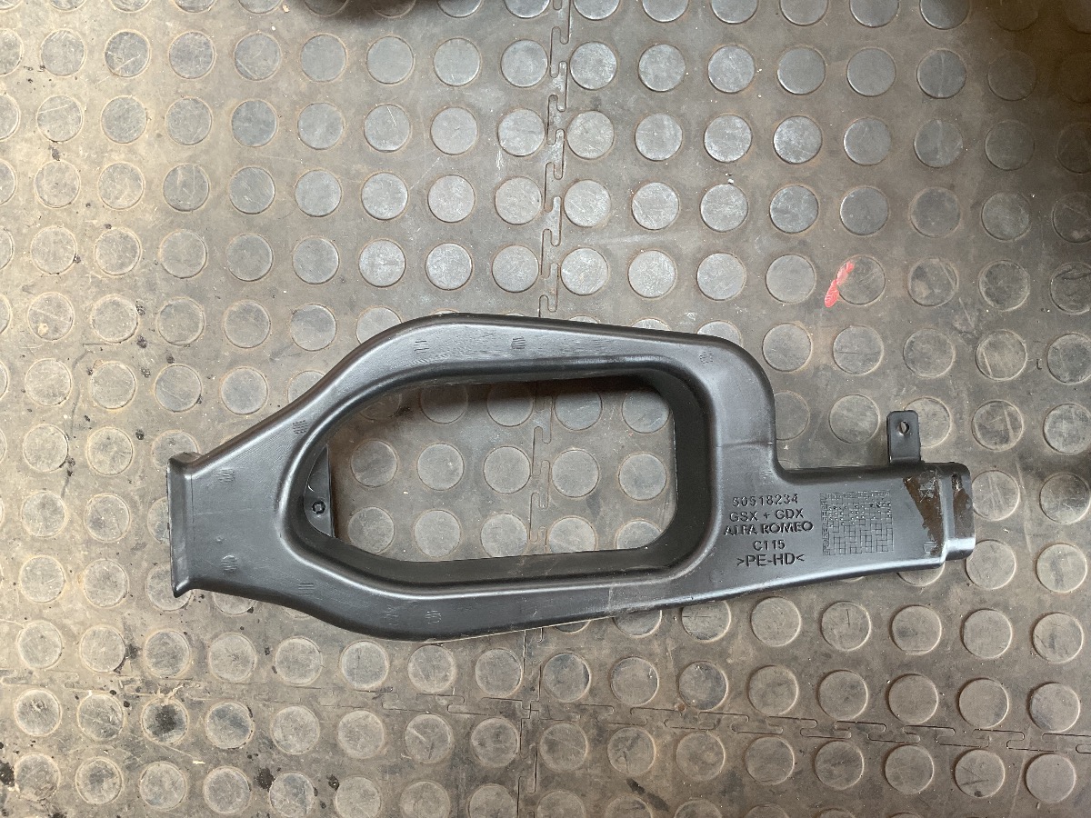 GUILIETTA INTAKE DUCT