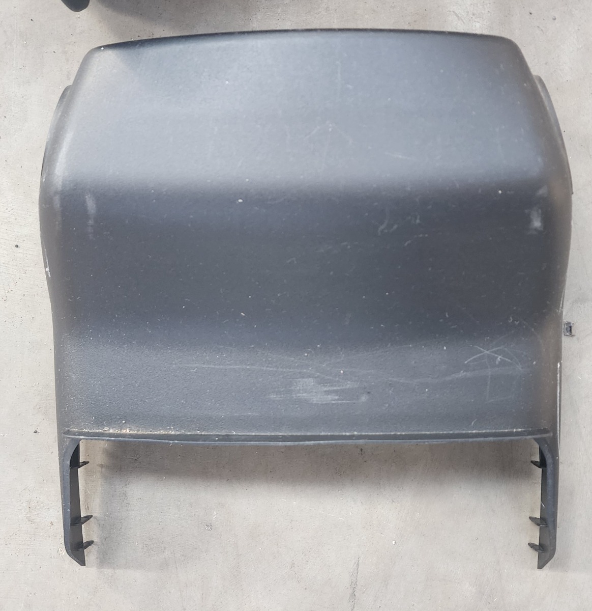 IGNIS UPPER STEERING COVER