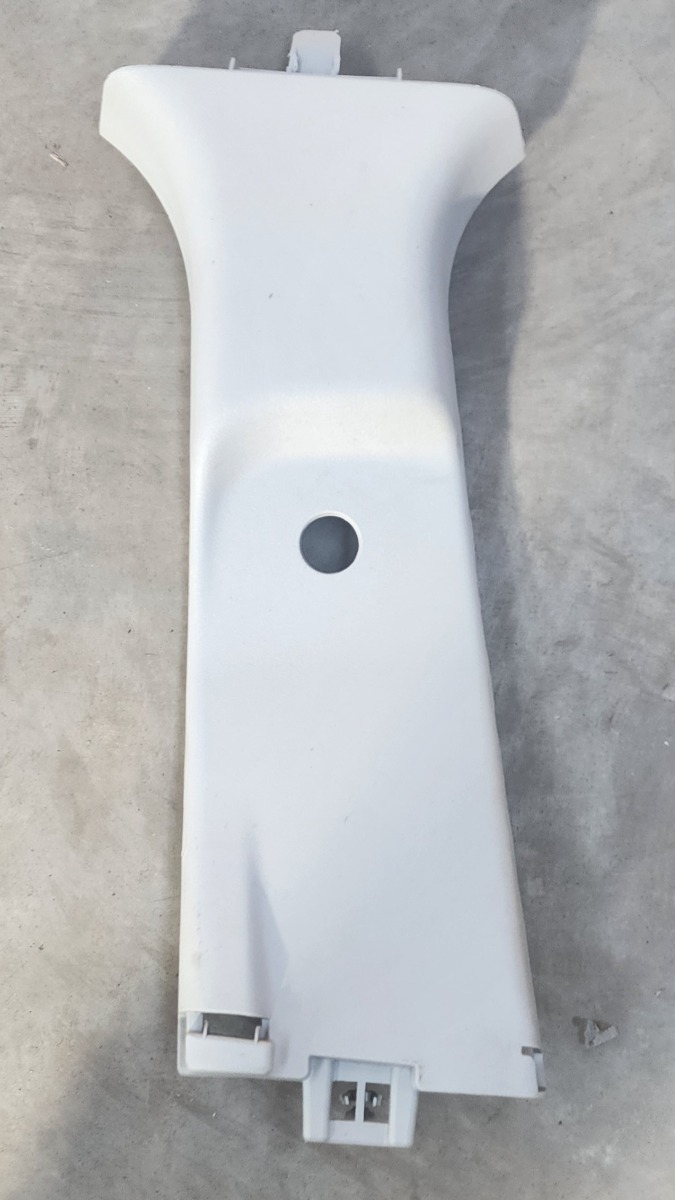 IGNIS LEFT UPPER A-PILLAR TRIM