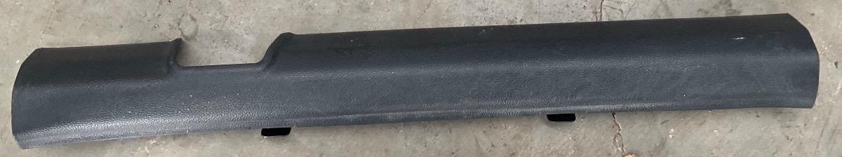 I20 RIGHT FRONT DOOR SCUFF