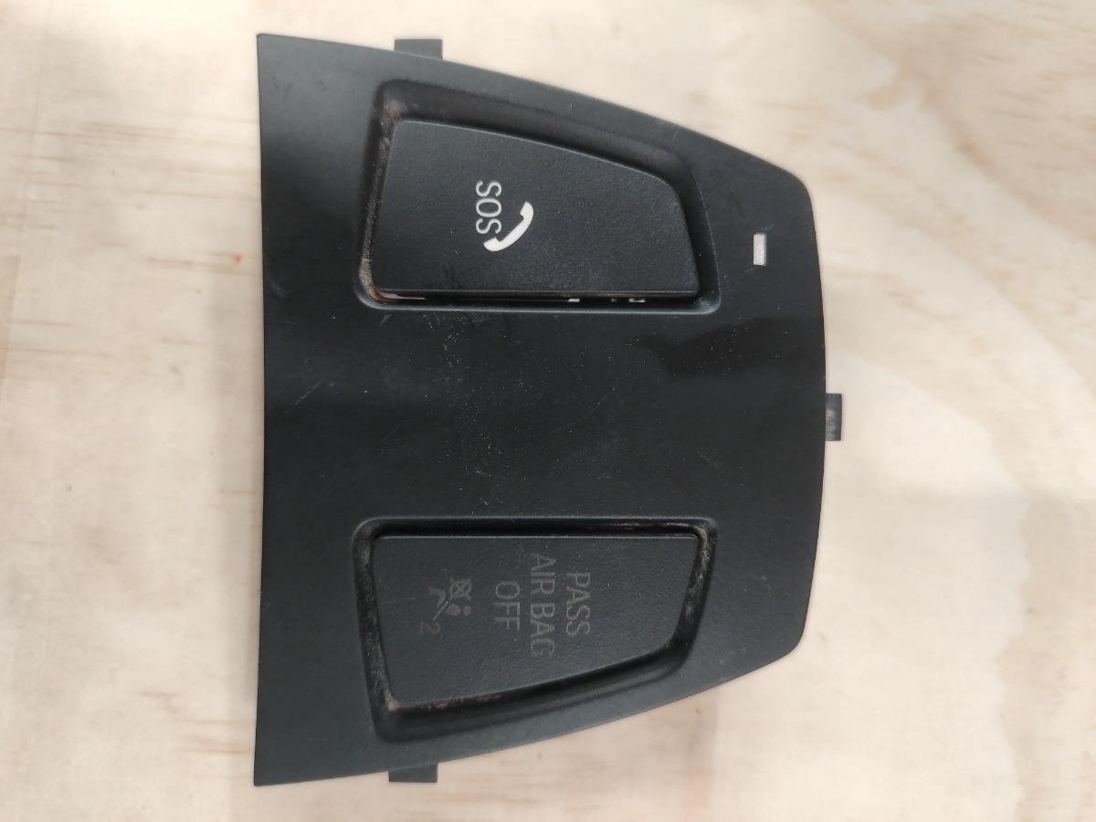 2017 BMW 320I F30 ROOF FUNCTION PANEL