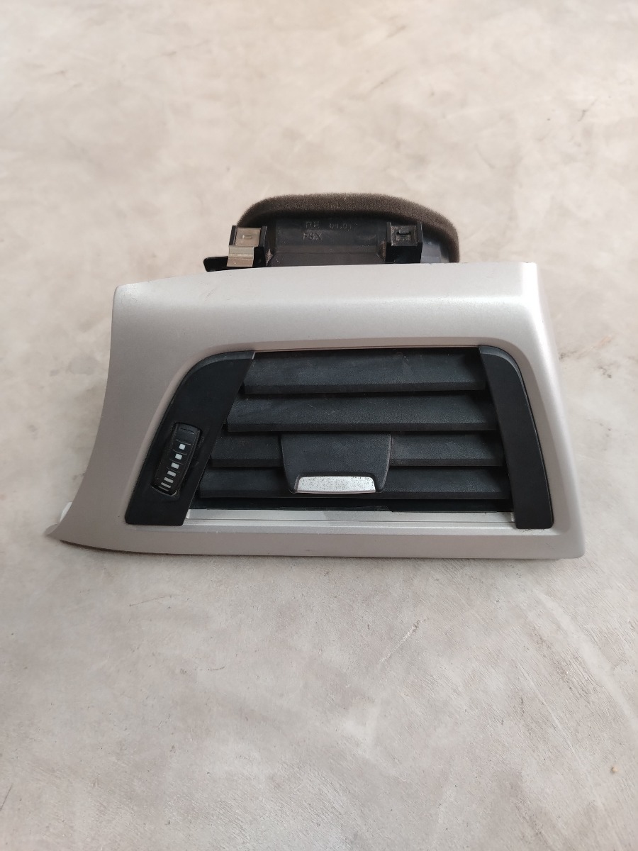 2017 BMW 320I F30 AIR VENT LEFT