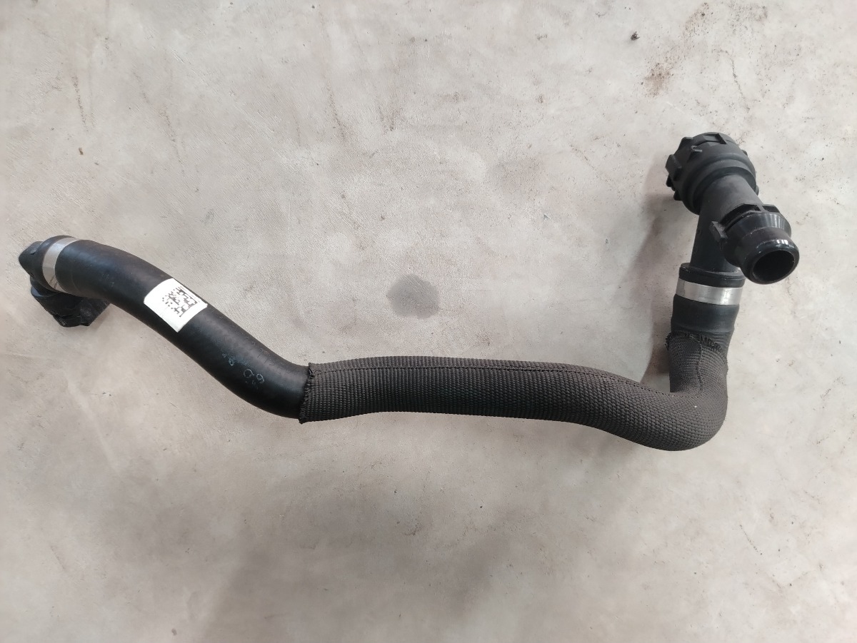 2017 BMW 320I F30 AUXILIARY COOLANT PIPE
