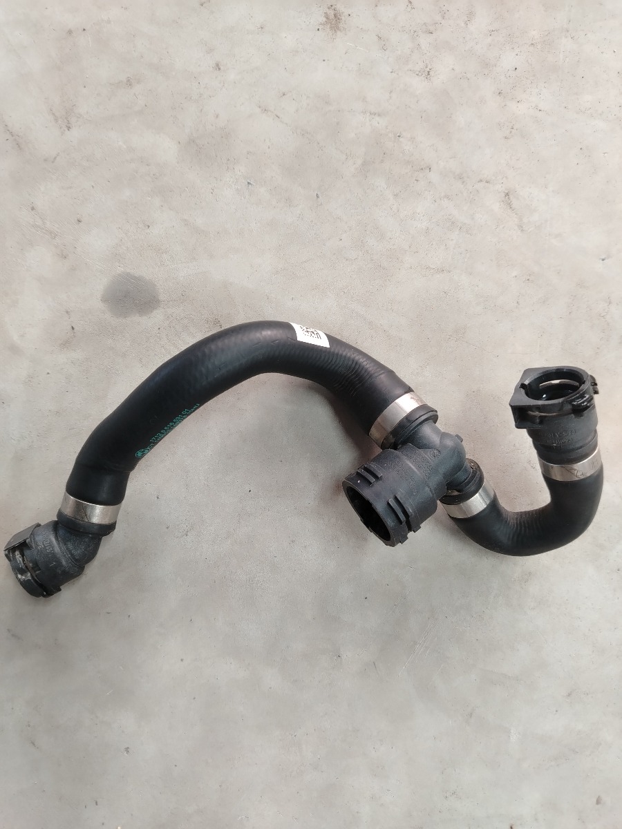2017 BMW 320I F30 CAOOLANT HOSE