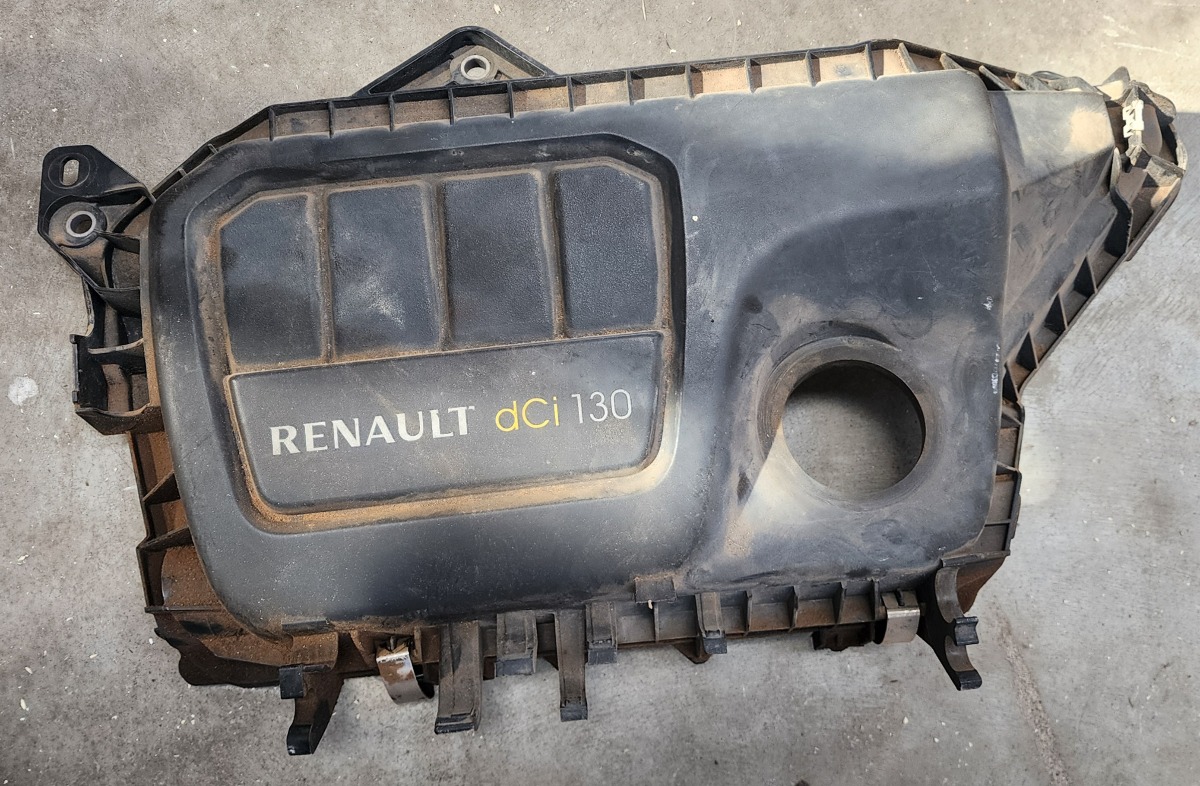 MEGANE 3 1.6DCI ENGINE COVER