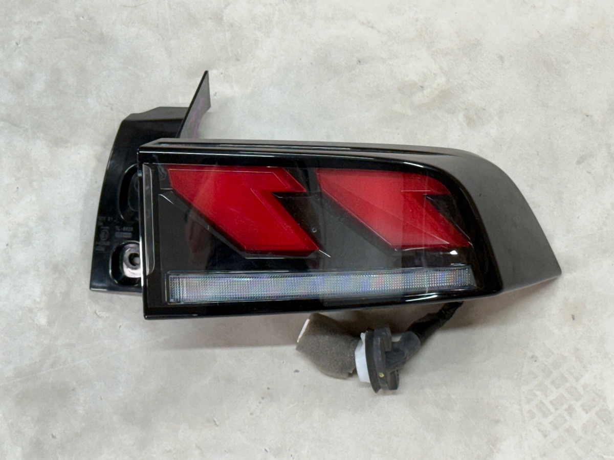SUZUKI FRONX RIGHT OUTER TAIL LAMP