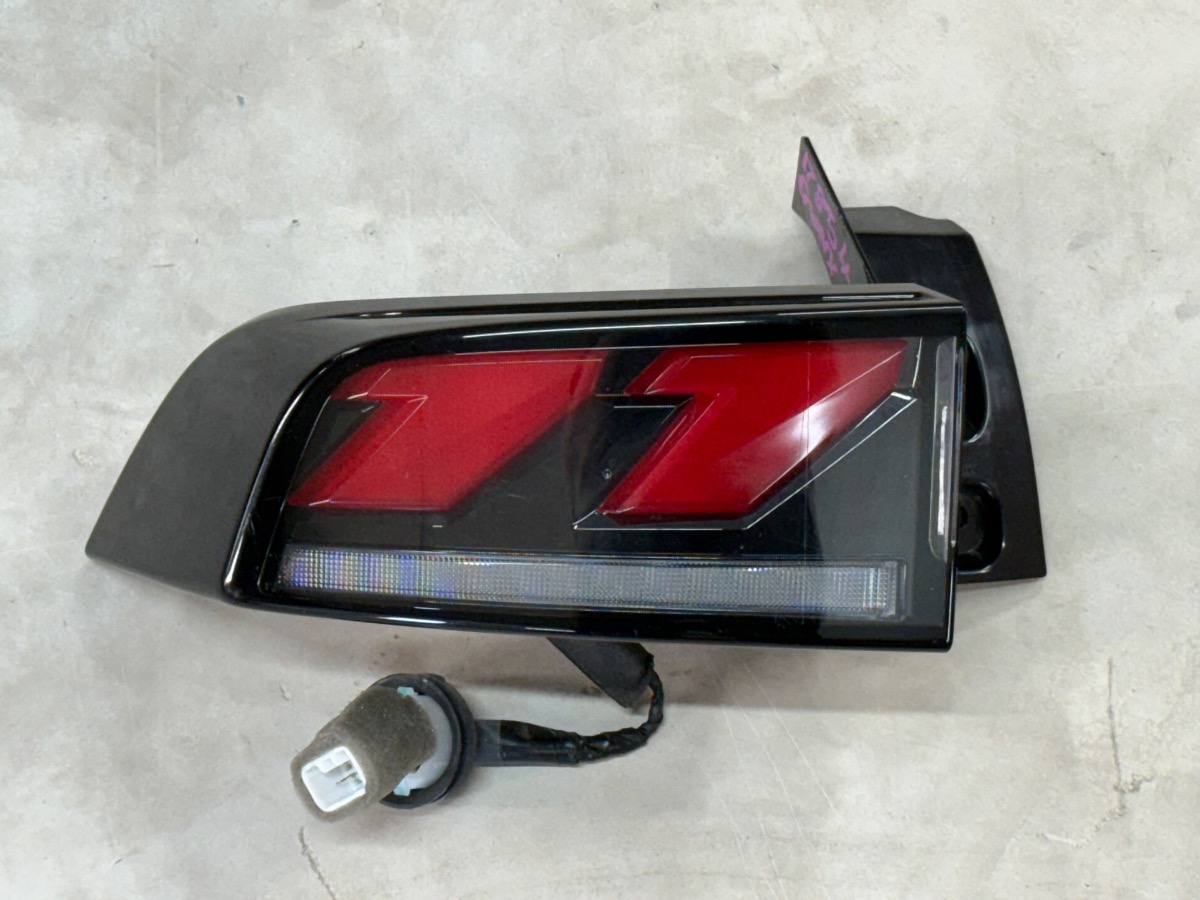SUZUKI FRONX LEFT OUTER TAIL LAMP