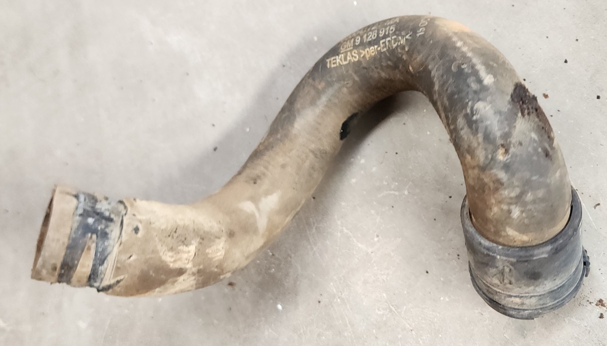 ZAFIRA Z22 CABLE JUNCTION PIPE