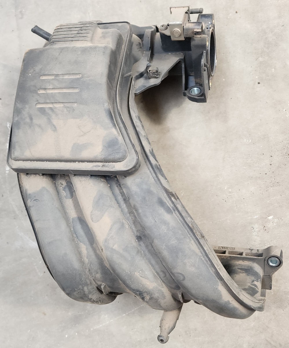 GO 1.2I INTAKE MANIFOLD
