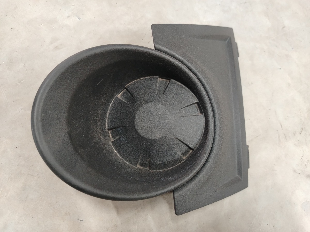 CHEV FOG LAMP COVER L/H