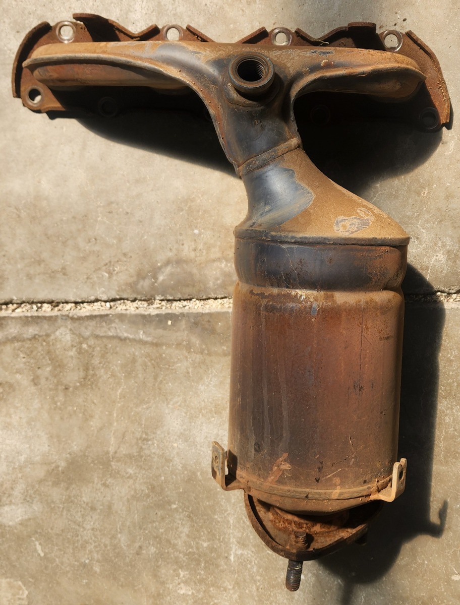 POLO CLP EXHAUST MANIFOLD