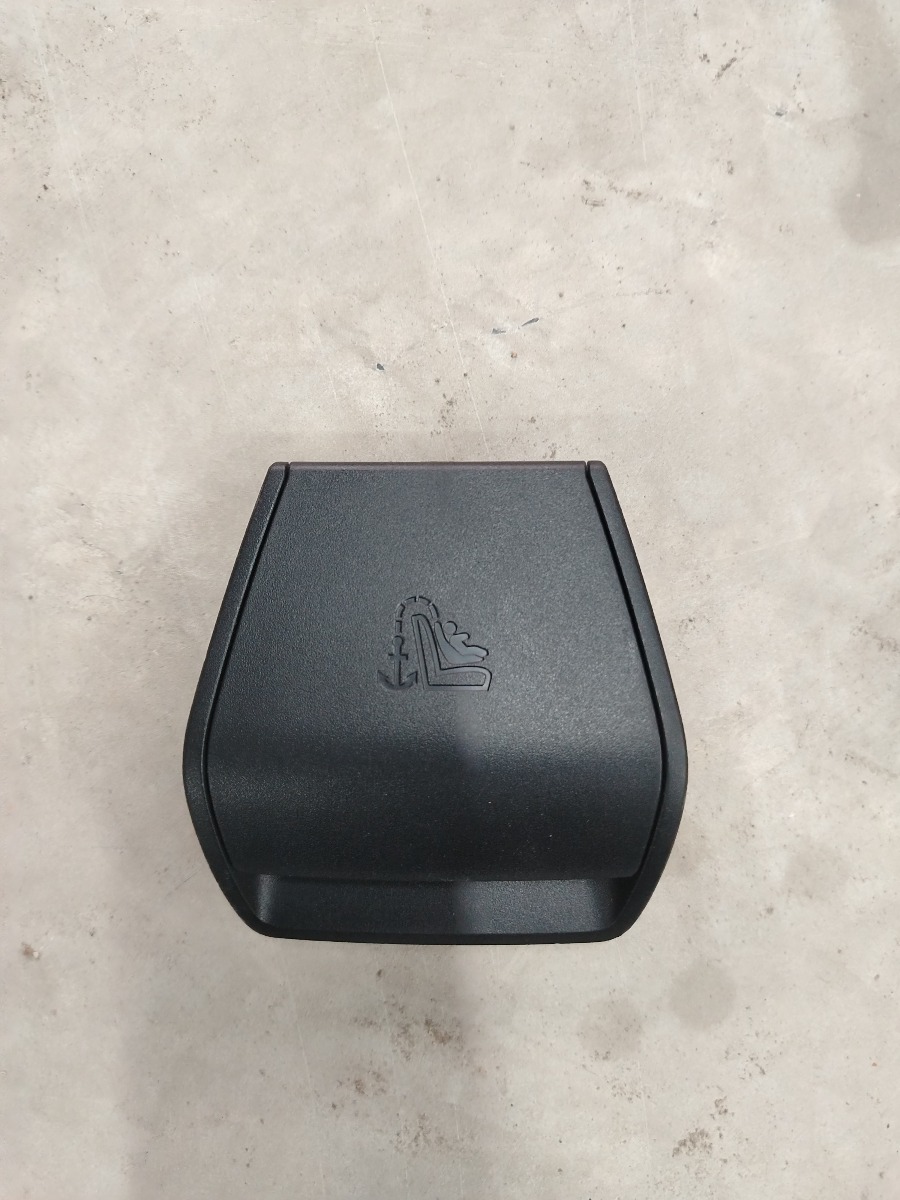 2017 BMW 320I F30 ANCHOR COVER TRIM