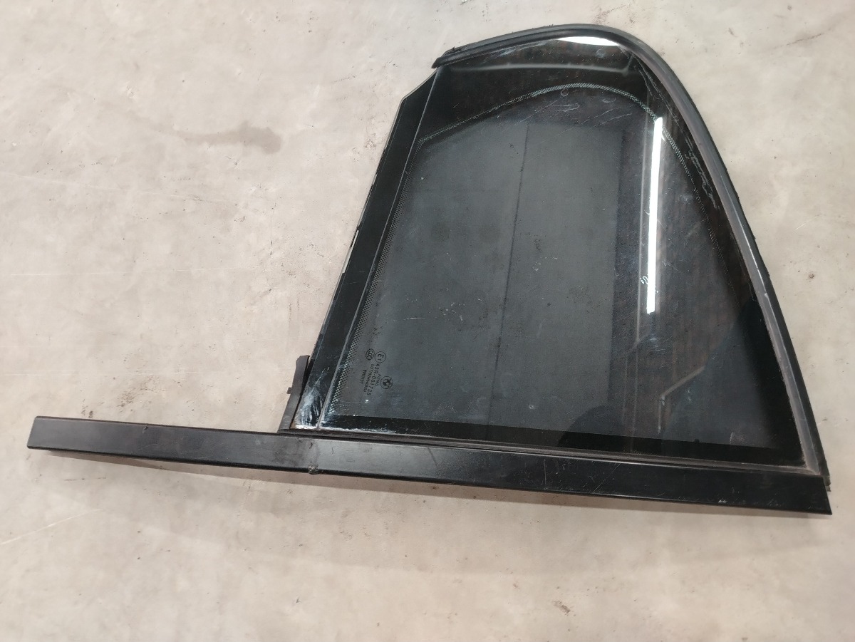 2017 BMW 329I F30 QUARTER VENT GLASS (L)