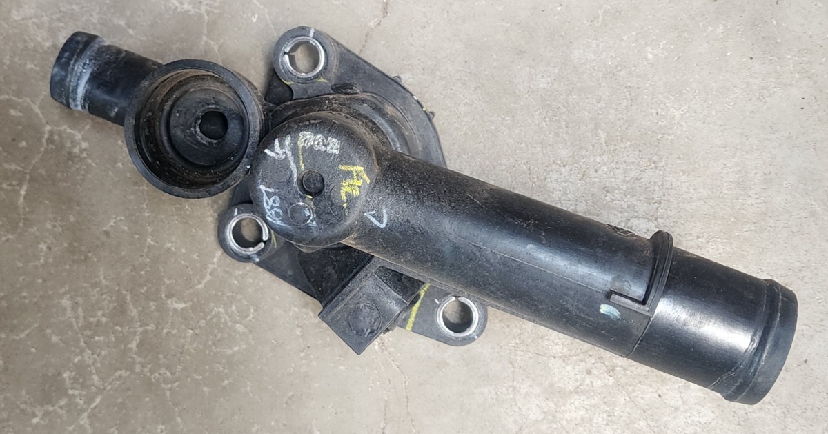 KWID WATER PUMP HOUSING