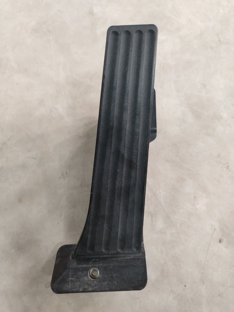 BMW 320i A/T (F30) 2017 DRIVE BY WIRE ACCELERATOR PEDAL