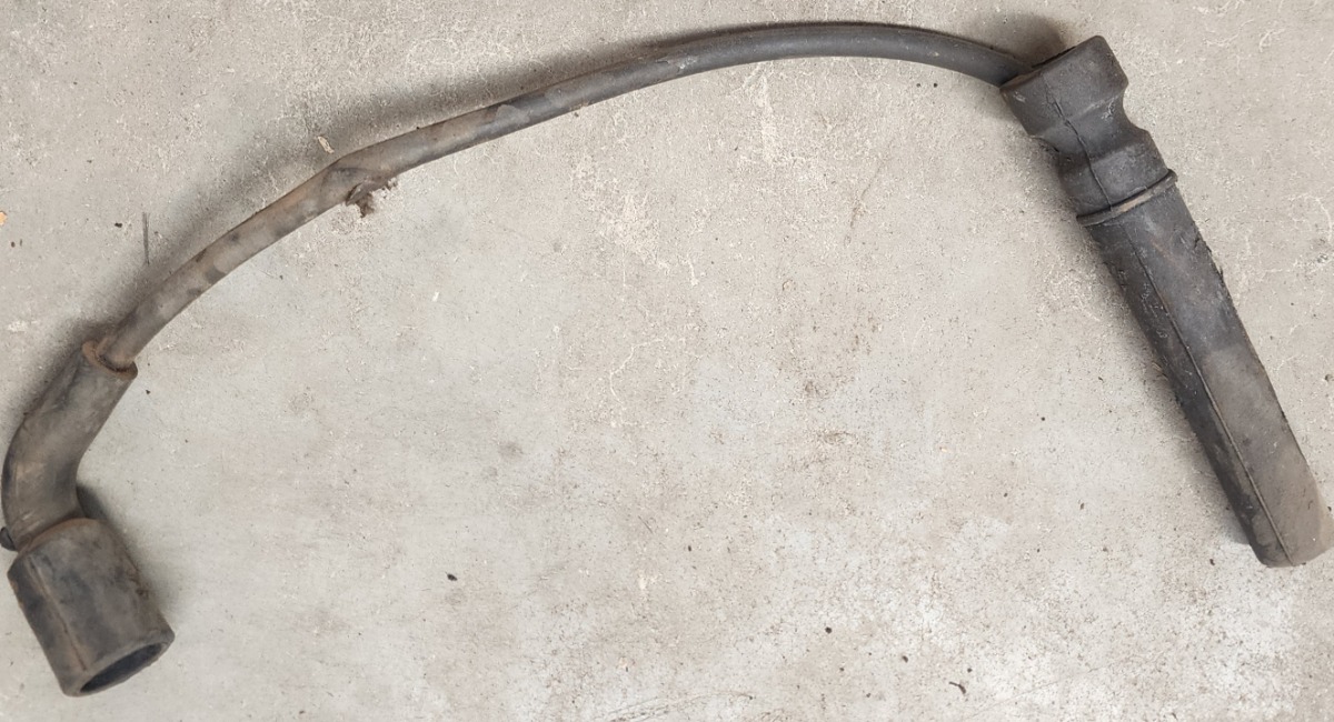 LANOS L13 PLUG LEAD