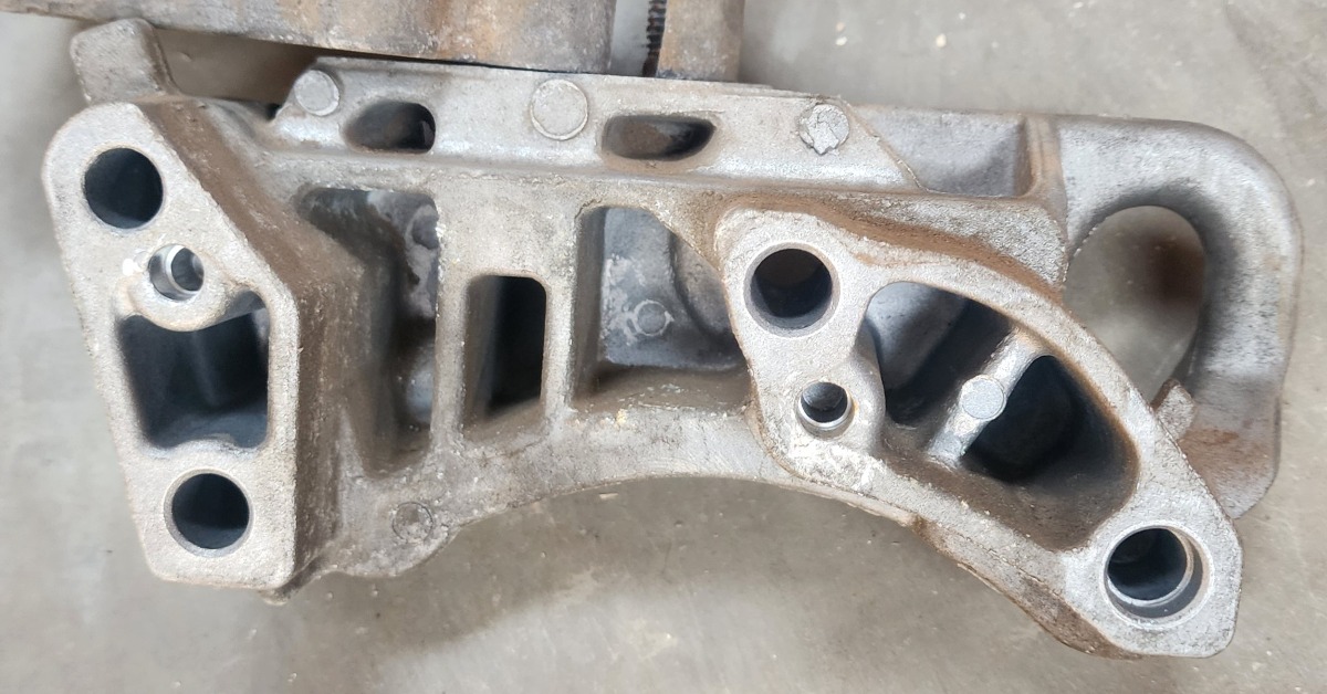 FIESTA 1.6TDCI ENGINE MOUNT