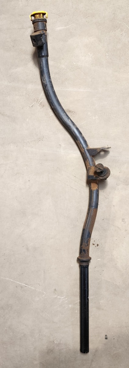 POLO CWX DIPSTICK TUBE