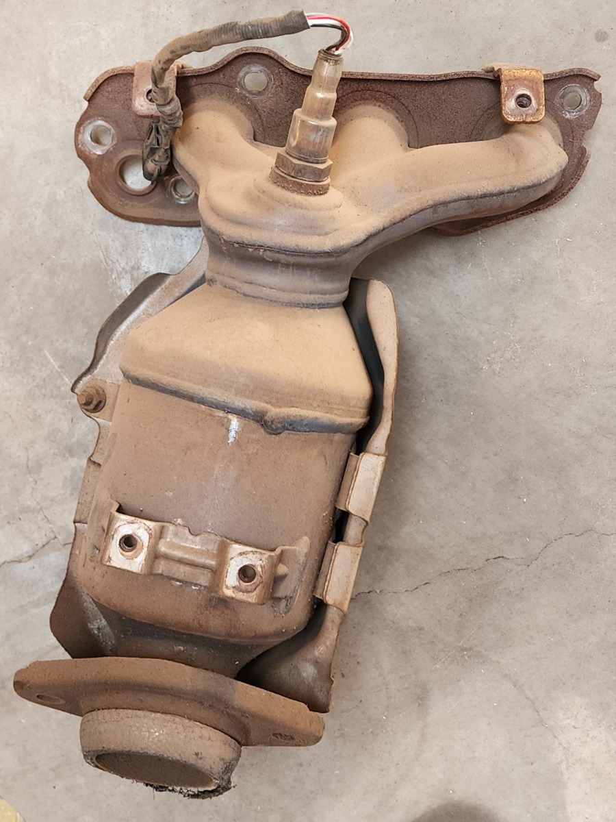 GO 1.2 EXHAUST MANIFOLD