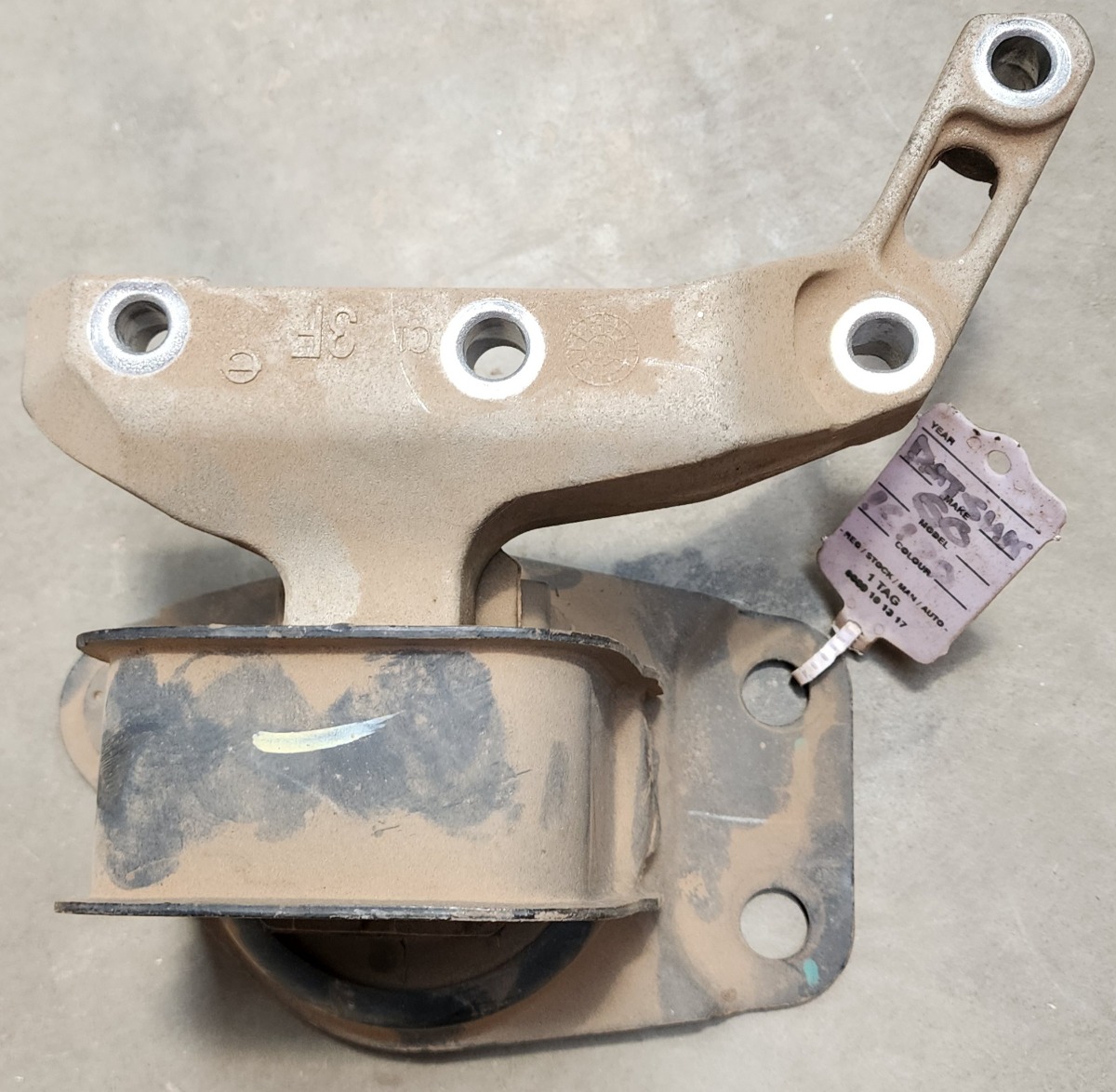 GO 1.2 ENGINE MOUNT