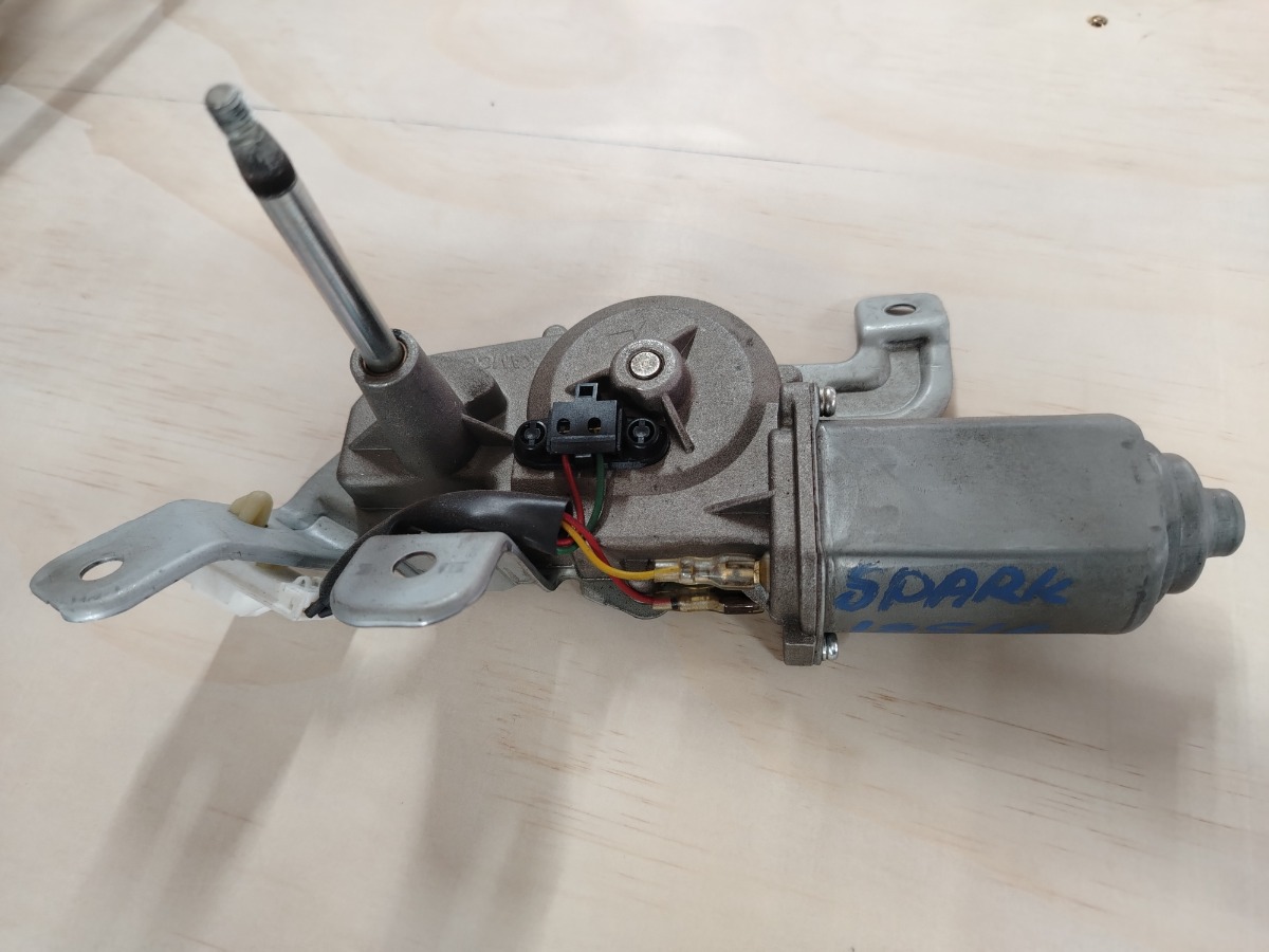 CHEVROLET REAR WIPER MOTOR
