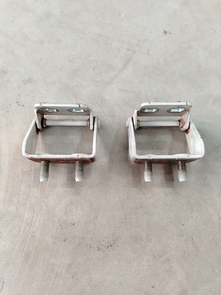 2011 CHEV SPARK BOOTLID HINGES