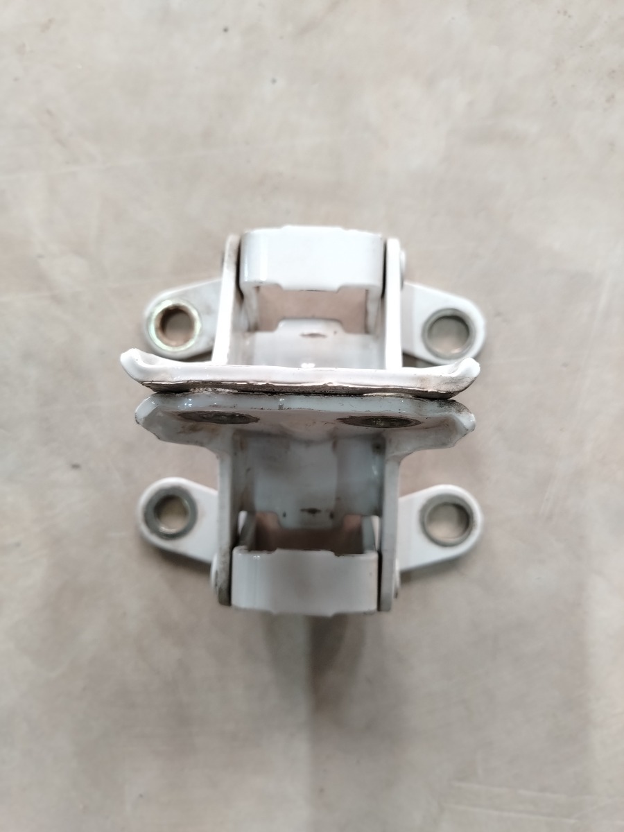 2011 CHEV SPARK 1.2LS REAR DOOR HINGE SET