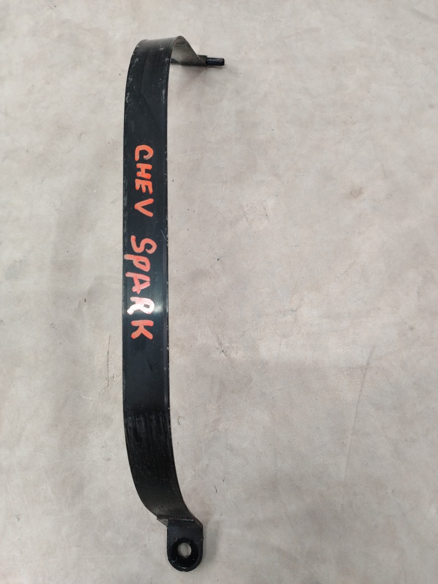 2011 CHEV SPARK 1.2LS FUEL TANK STRAP R/S