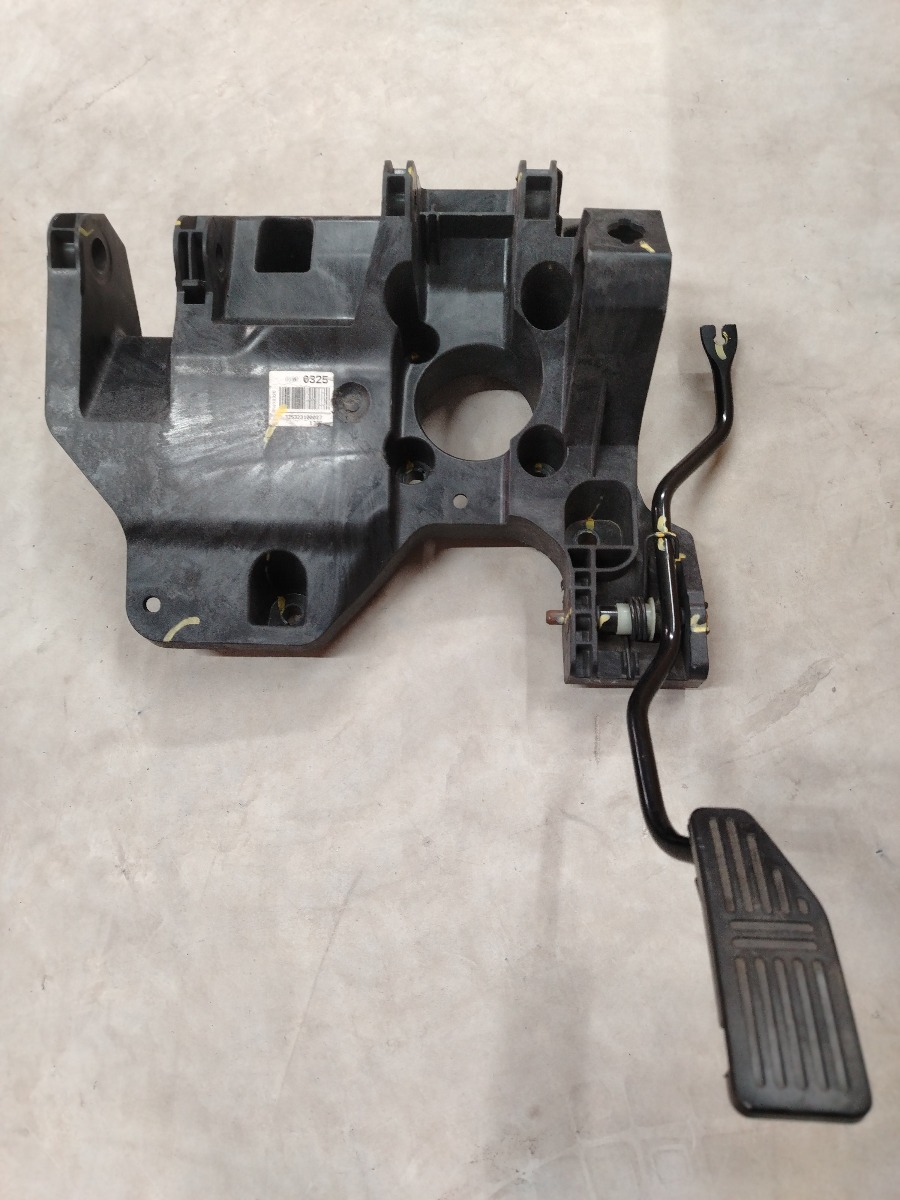 2011 CHEV SPARK 1.2LS PEDAL BOX
