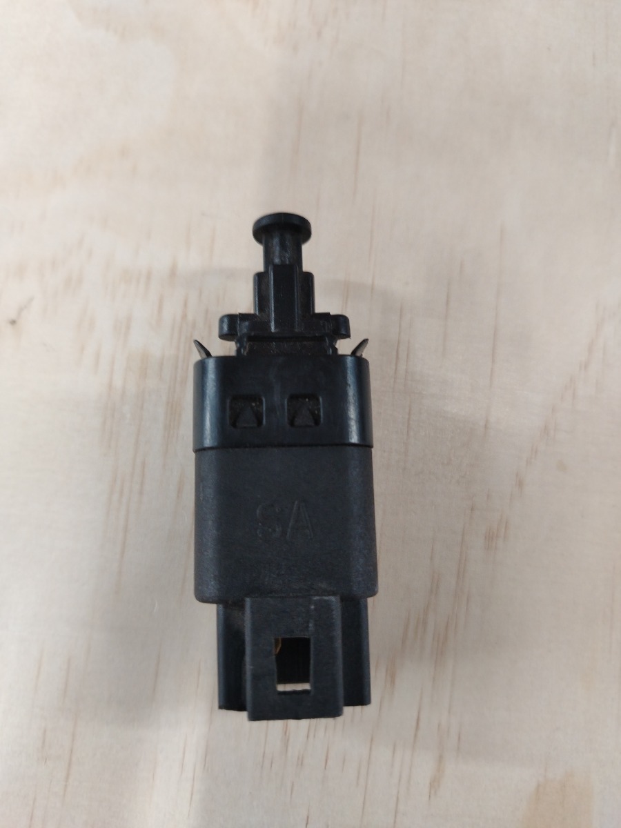 2011 CHEV SPARK 1.2LS BRAKE LIGHT SWITCH