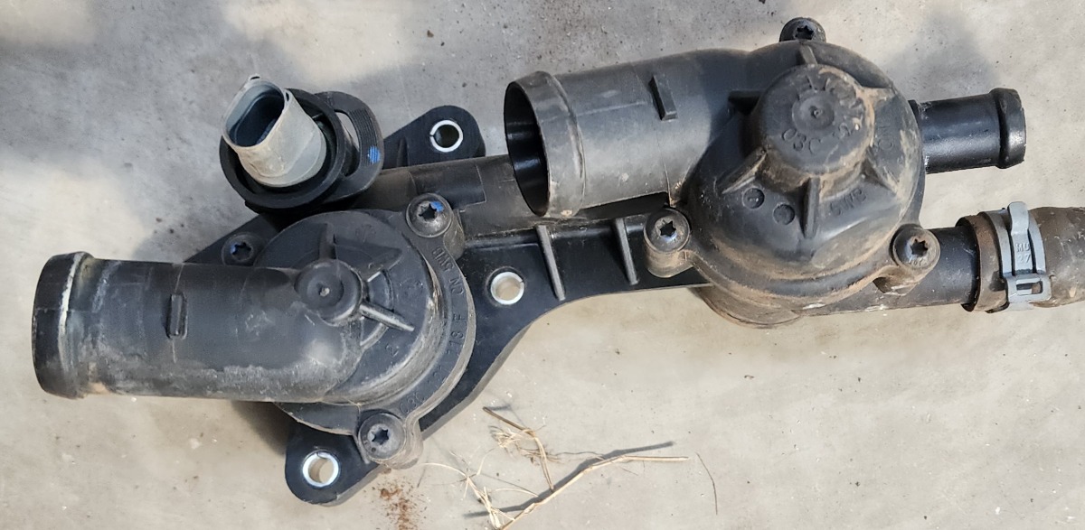 POLO CLP THERMOSTAT HOUSING