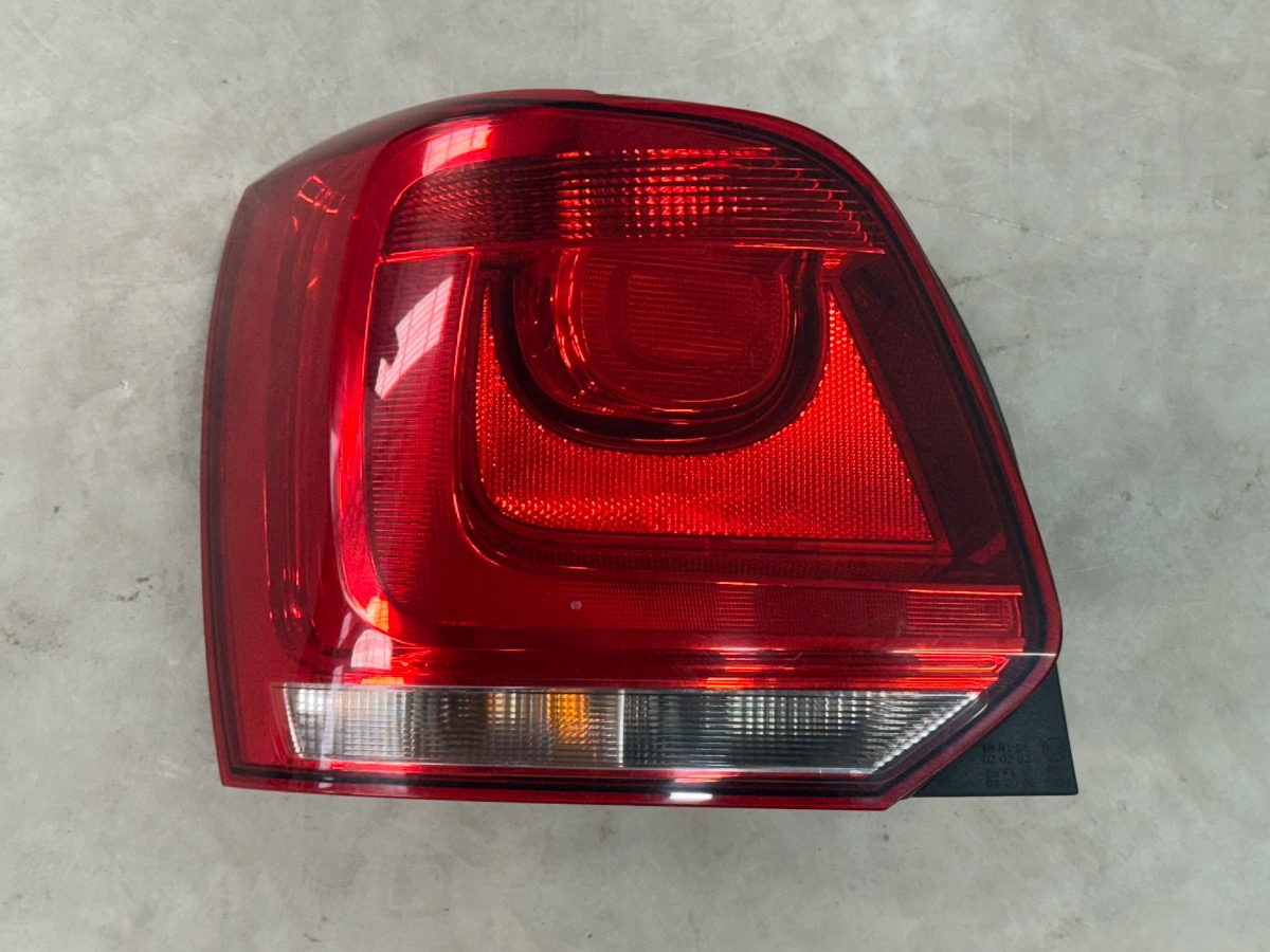 Volkswagen Polo Mk 6 Hatchback Tail Light Left