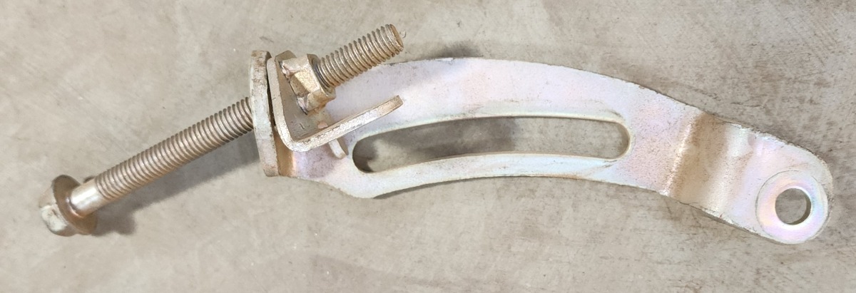 AGYA 1.0I FAN BELT TENSIONER